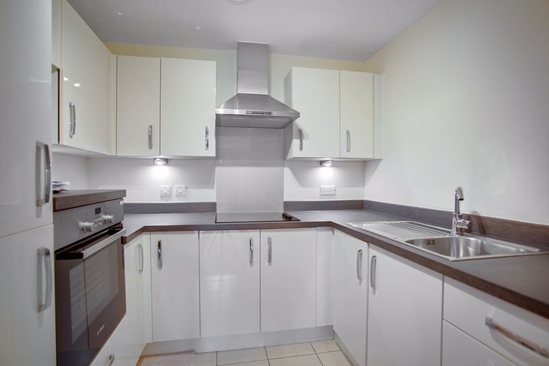 Property photo 2 of 20 Kitchen