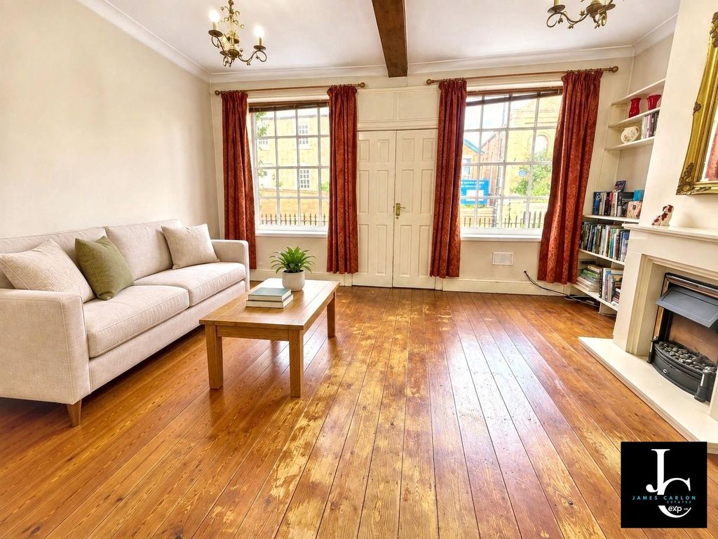 Property photo 3 of 22