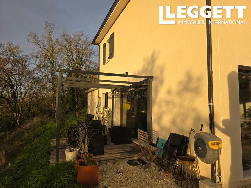 Property photo 3 of 10