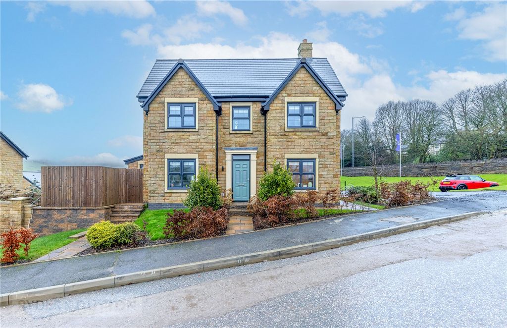 Property photo 1 of 30 Beautiful Detached