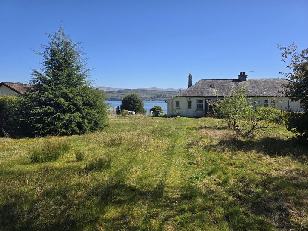 Property photo 2 of 7