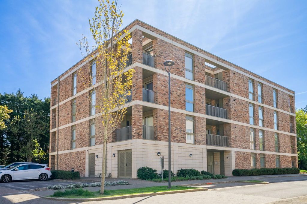 Property photo 1 of 18 Exterior