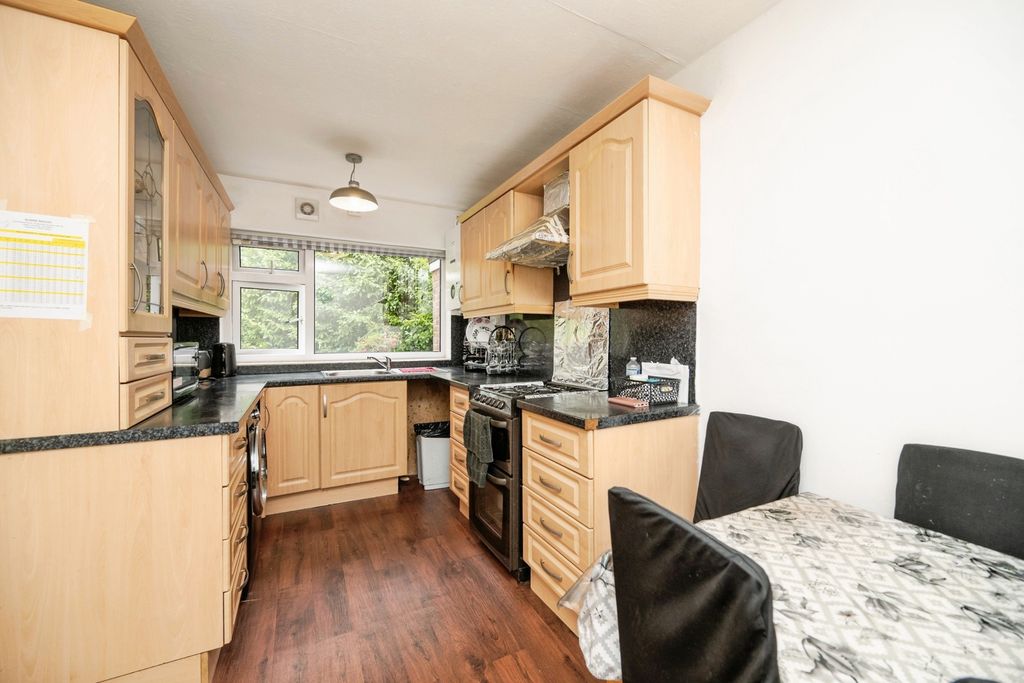 Property photo 2 of 29 Pbox-Img.Jpg