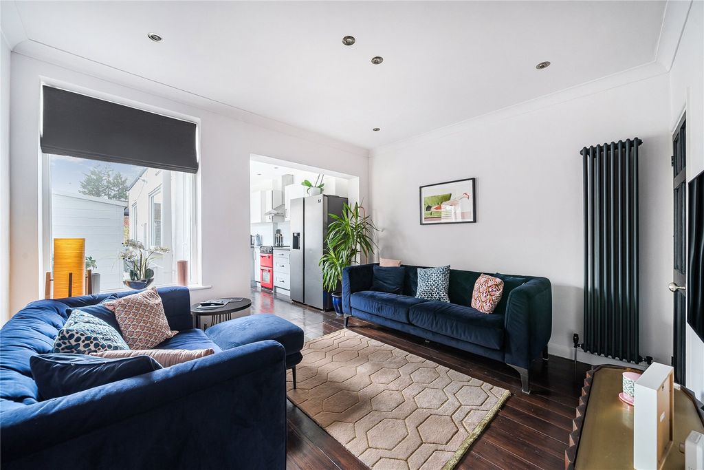 Property photo 2 of 14 Picture No. 05