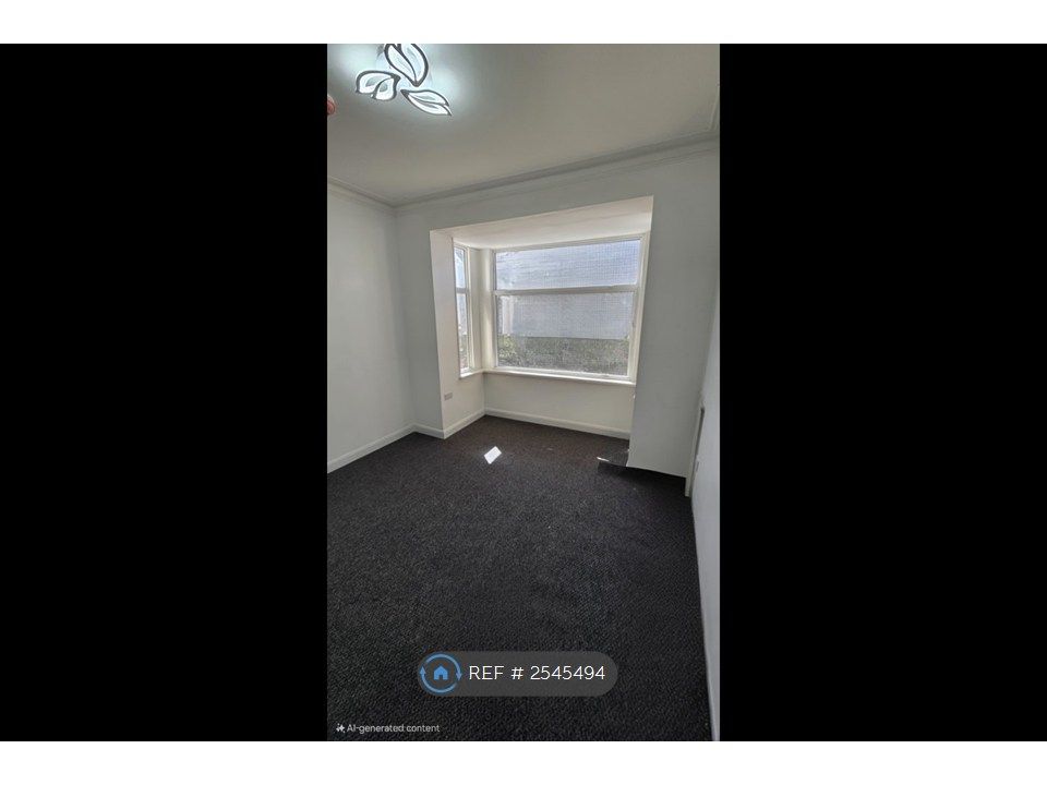 Property photo 1 of 12 Bedroom 4