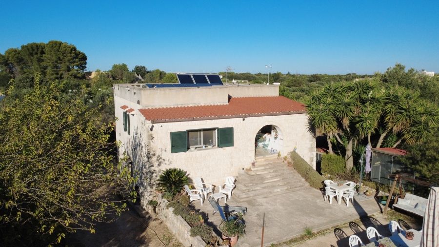 Property photo 3 of 40