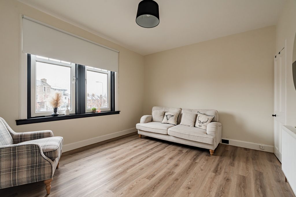 Property photo 2 of 17 Property Image 2