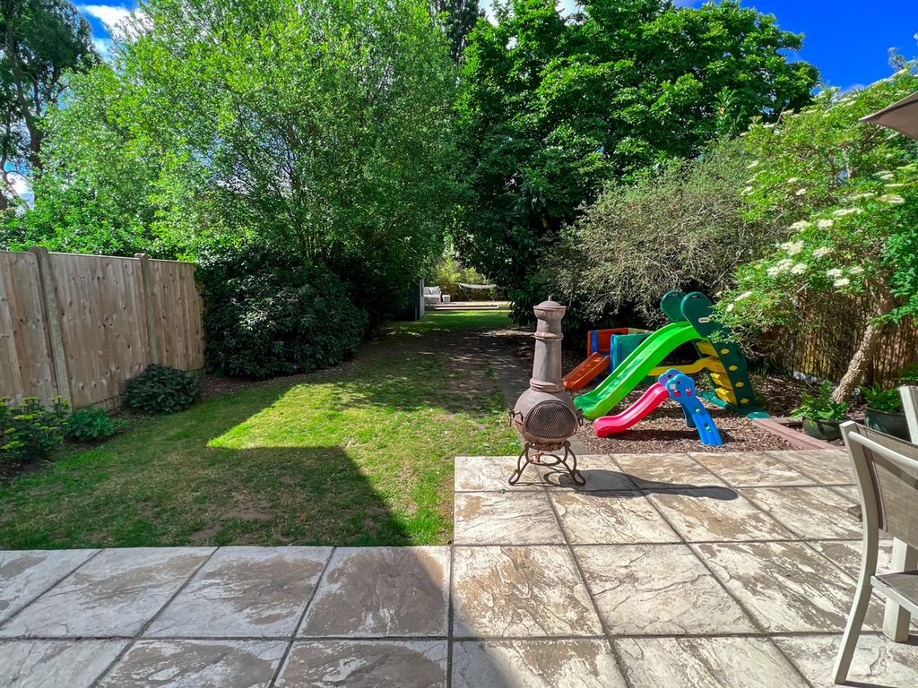 Property photo 2 of 29