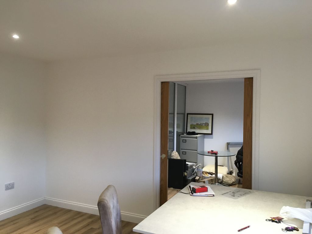 Property photo 3 of 3