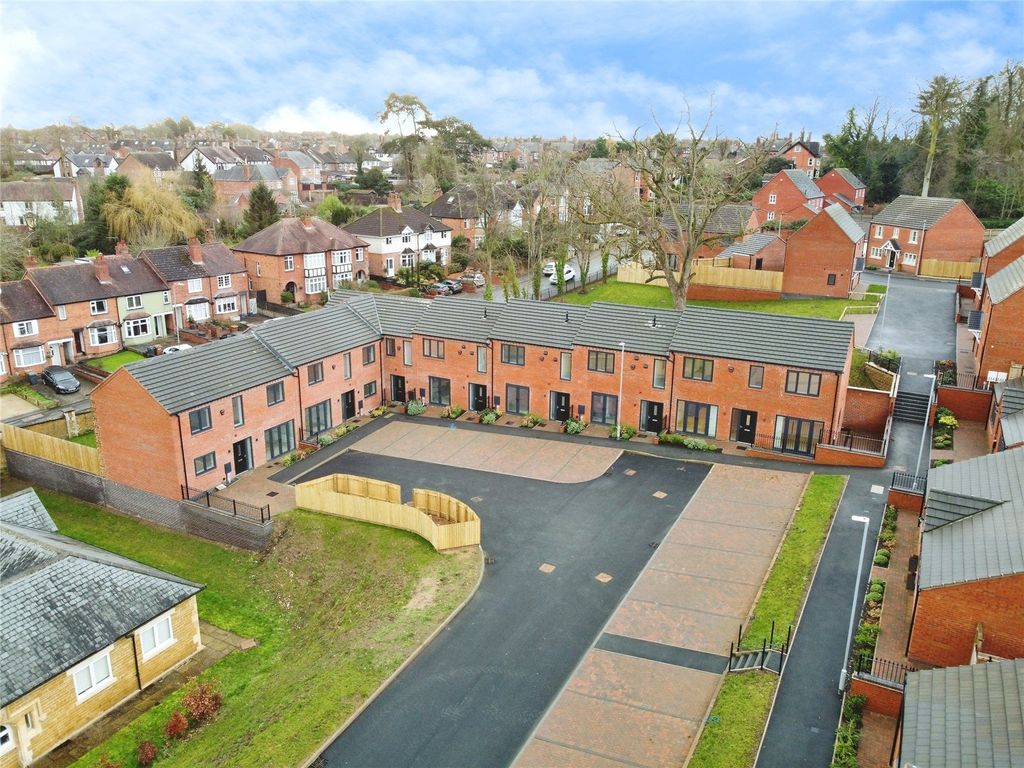 Property photo 1 of 16 Picture No. 17