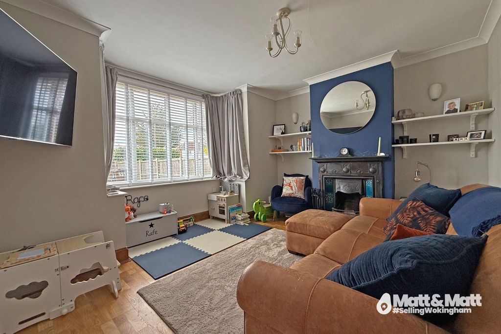 Property photo 2 of 10 4992975