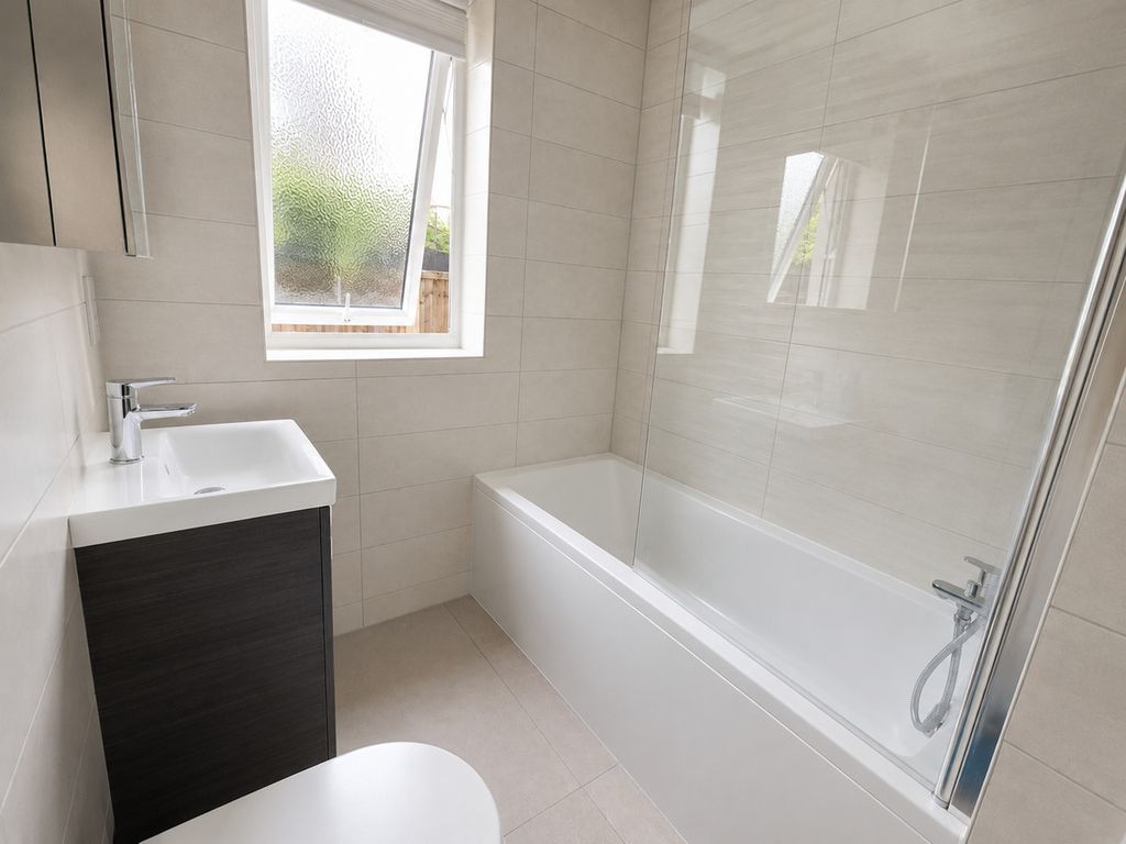 Property photo 2 of 3