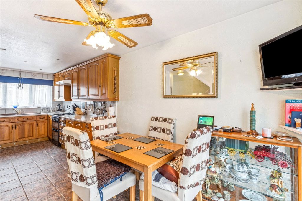 Property photo 3 of 14 Picture No. 08