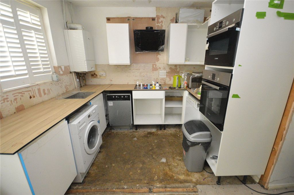 Property photo 3 of 4 Picture No. 04