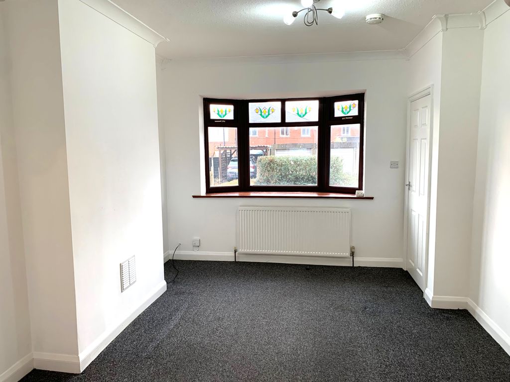 Property photo 3 of 12 E12