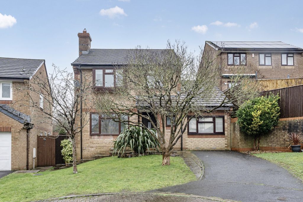 Property photo 2 of 21 1401551-26-6970Ed51d22E2