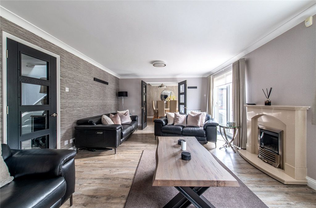 Property photo 2 of 25 Picture No. 04