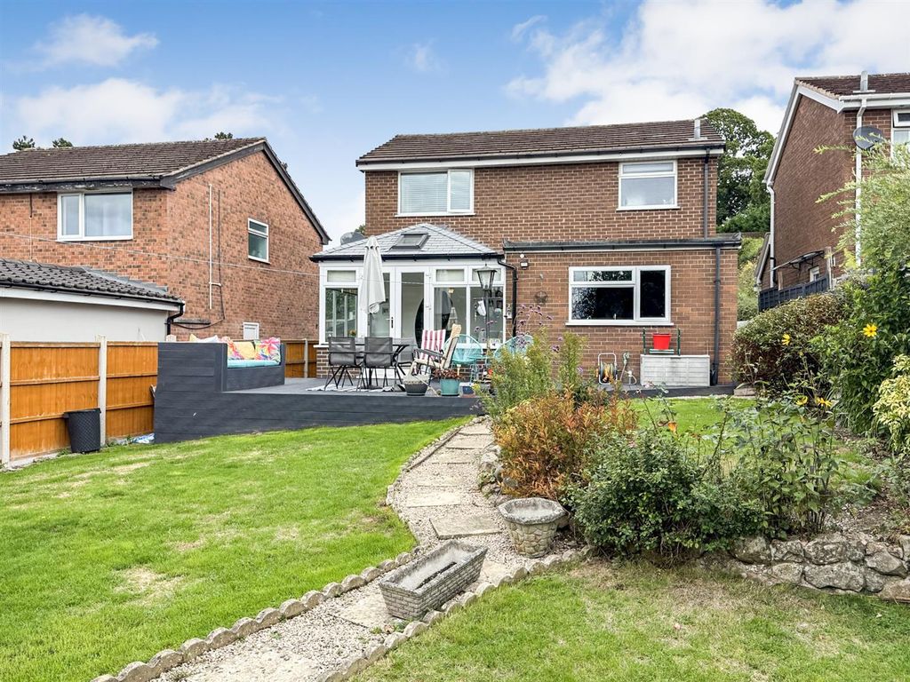 Property photo 1 of 20 Fe046805-787F-44Ea-8d10-56c814Dbfb00.Jpg