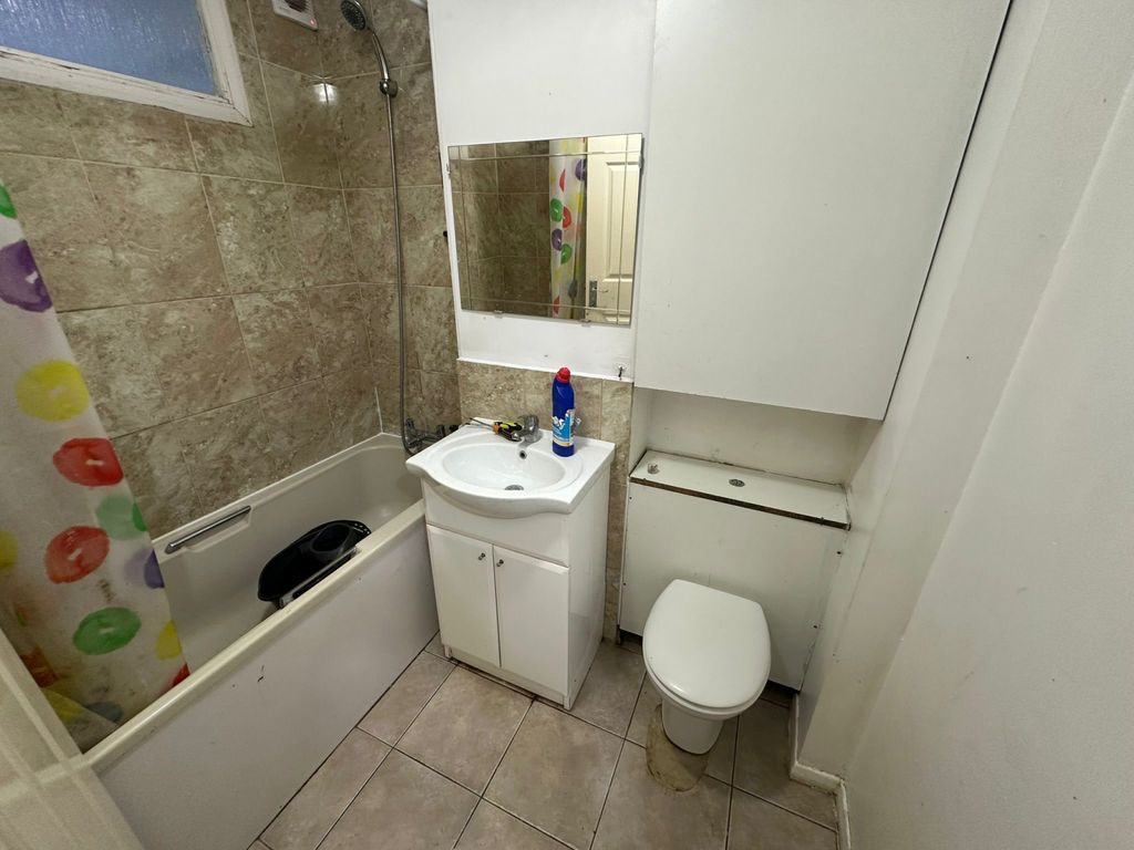 Property photo 3 of 4 Gallery