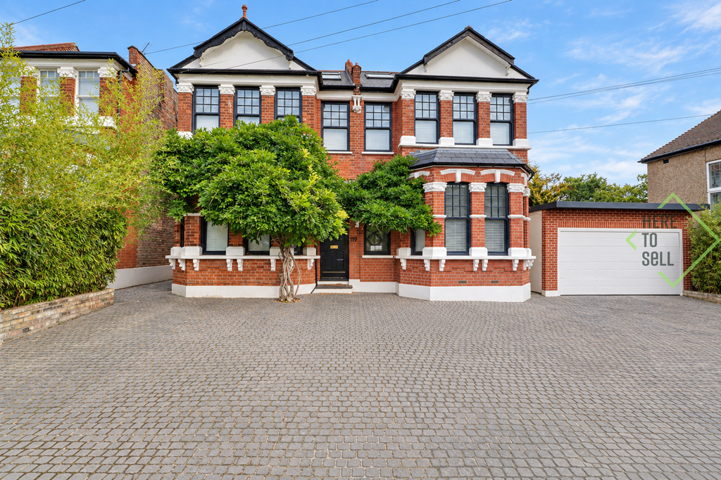 Property photo 1 of 8 Friern Park, Finchley, N12 -Drive