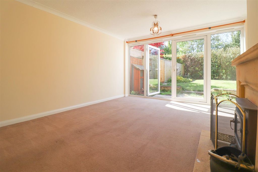 Property photo 2 of 15 Img_2298-1.Jpg