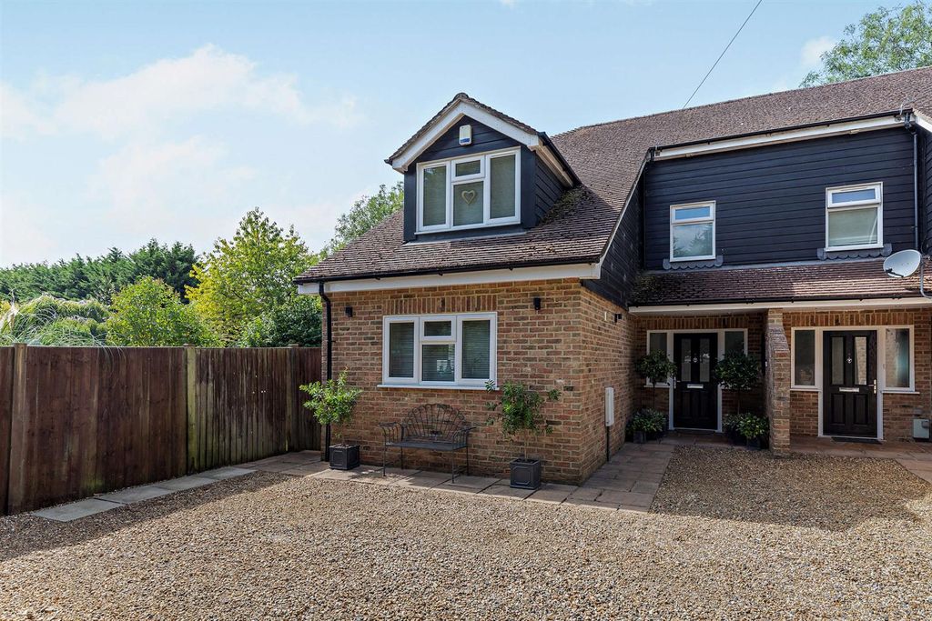 Property photo 1 of 15 Front External