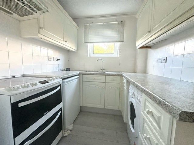 Property photo 3 of 3 Kitchen