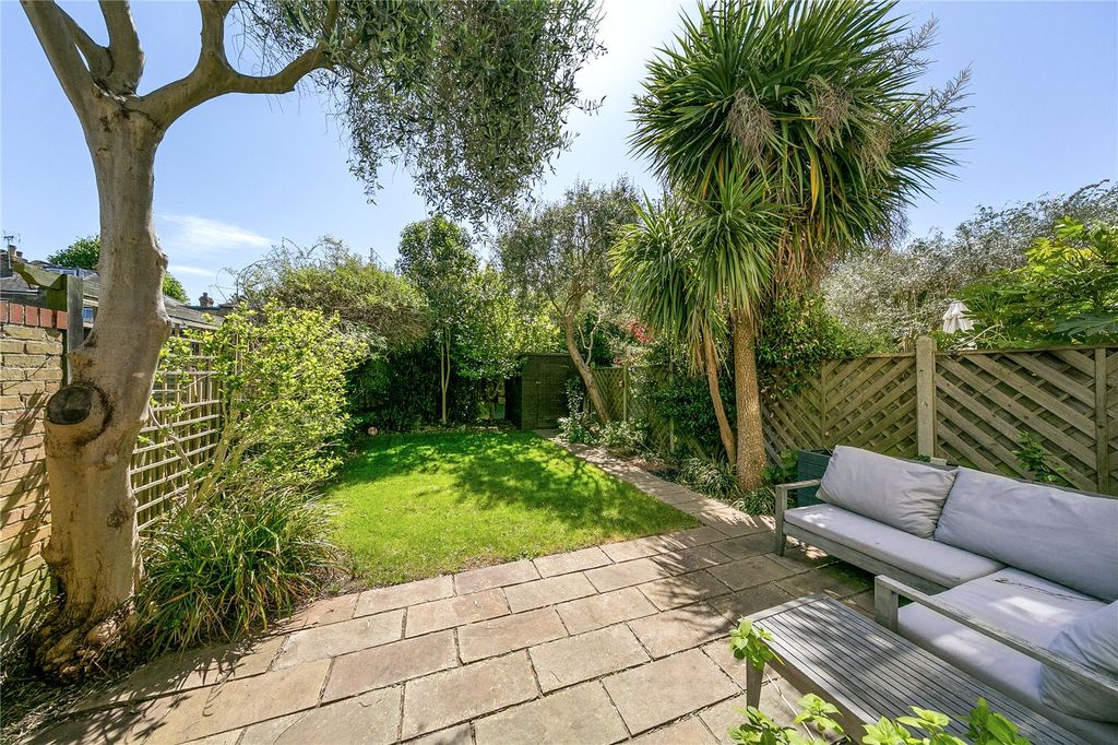 Property photo 3 of 19 Picture No. 20