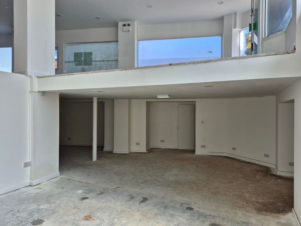 Property photo 3 of 7 Photo 2