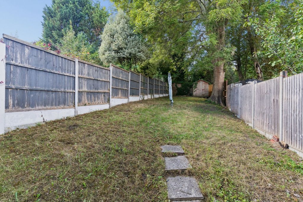 Property photo 3 of 20