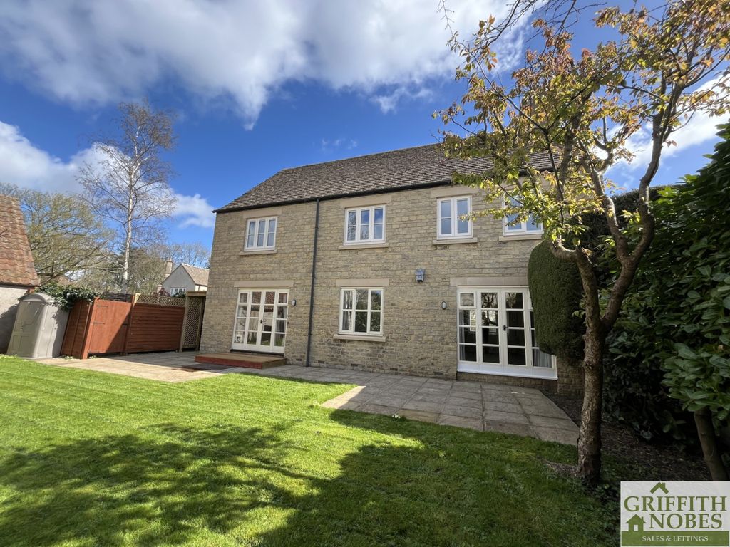 Property photo 2 of 25 Rear