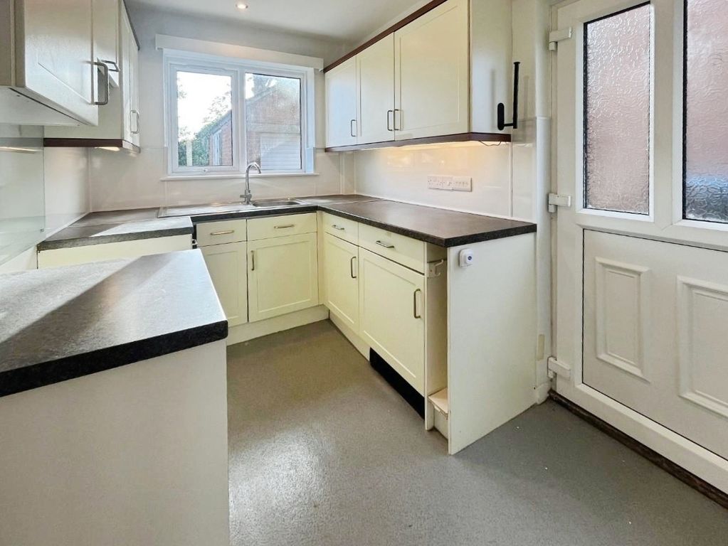 Property photo 3 of 10 Pbox-Img.Jpg