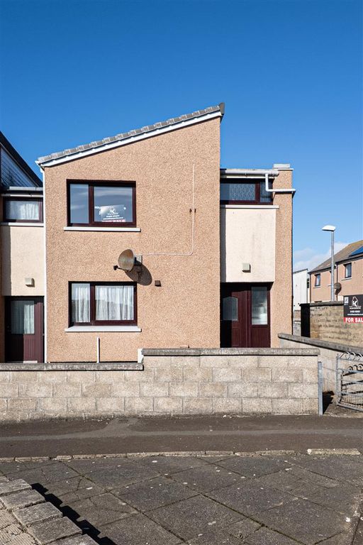 Property photo 1 of 33