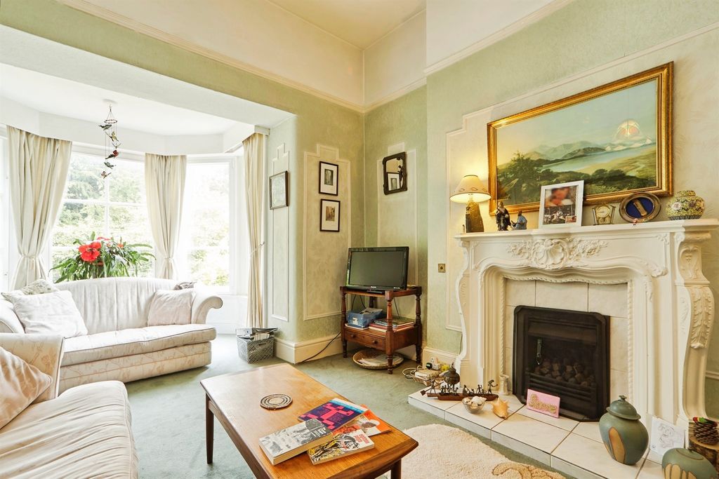 Additional image 4 of 2 bed flat for saleShann Lane, Keighley BD20