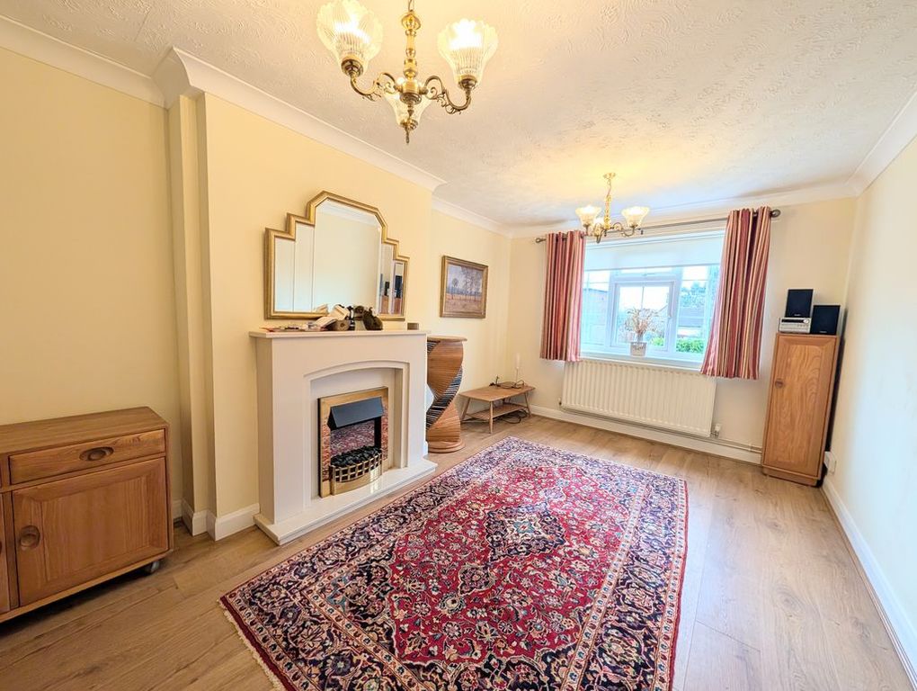 Property photo 3 of 15 Photo 4