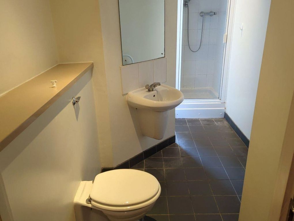 Property photo 3 of 6 Picture No. 10