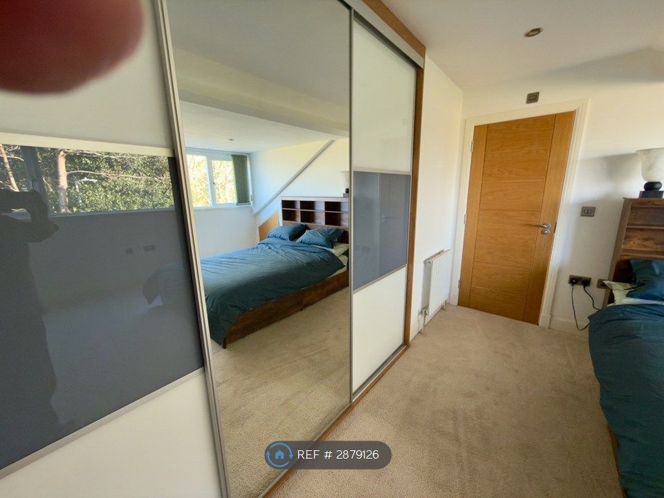 Property photo 3 of 19 Bedroom 1