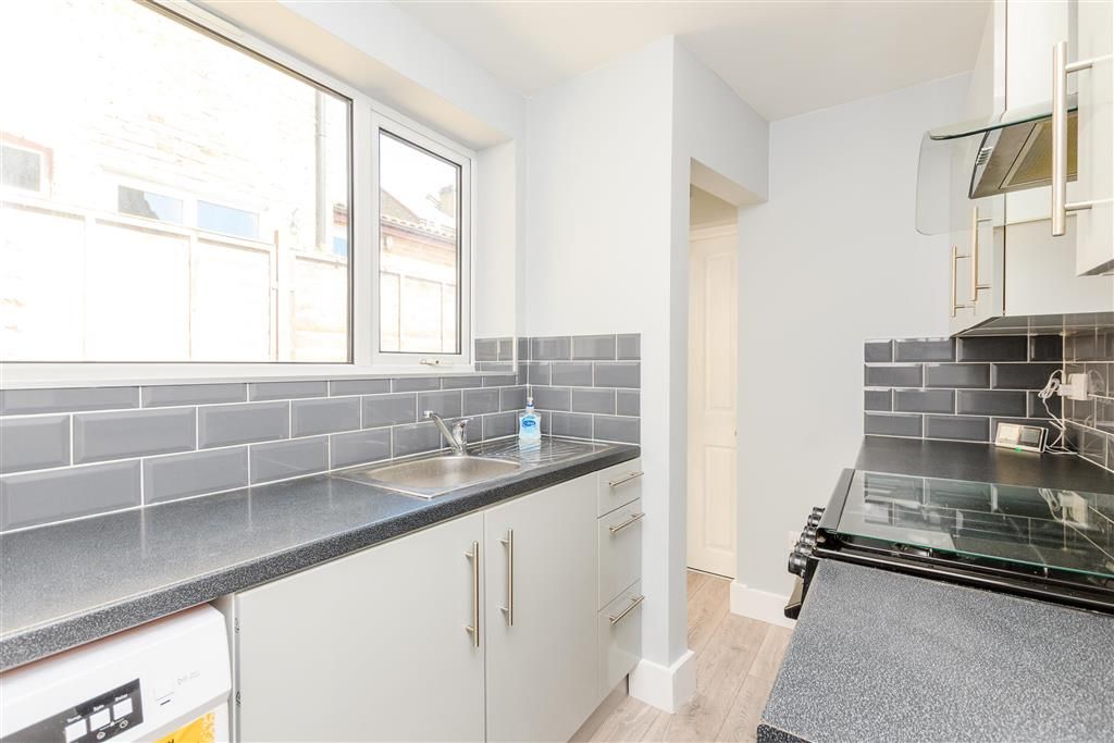 Property photo 2 of 13 Kitchen