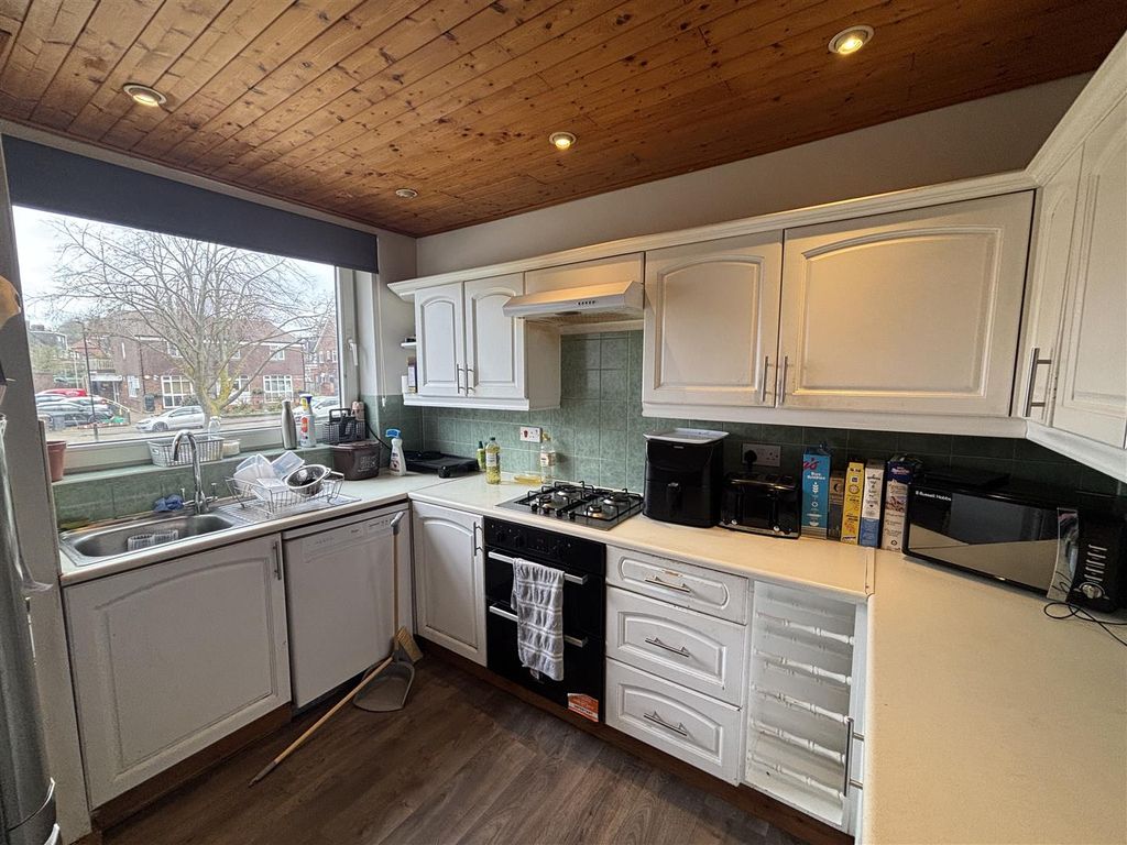 Property photo 2 of 13 Img_1786.Jpg