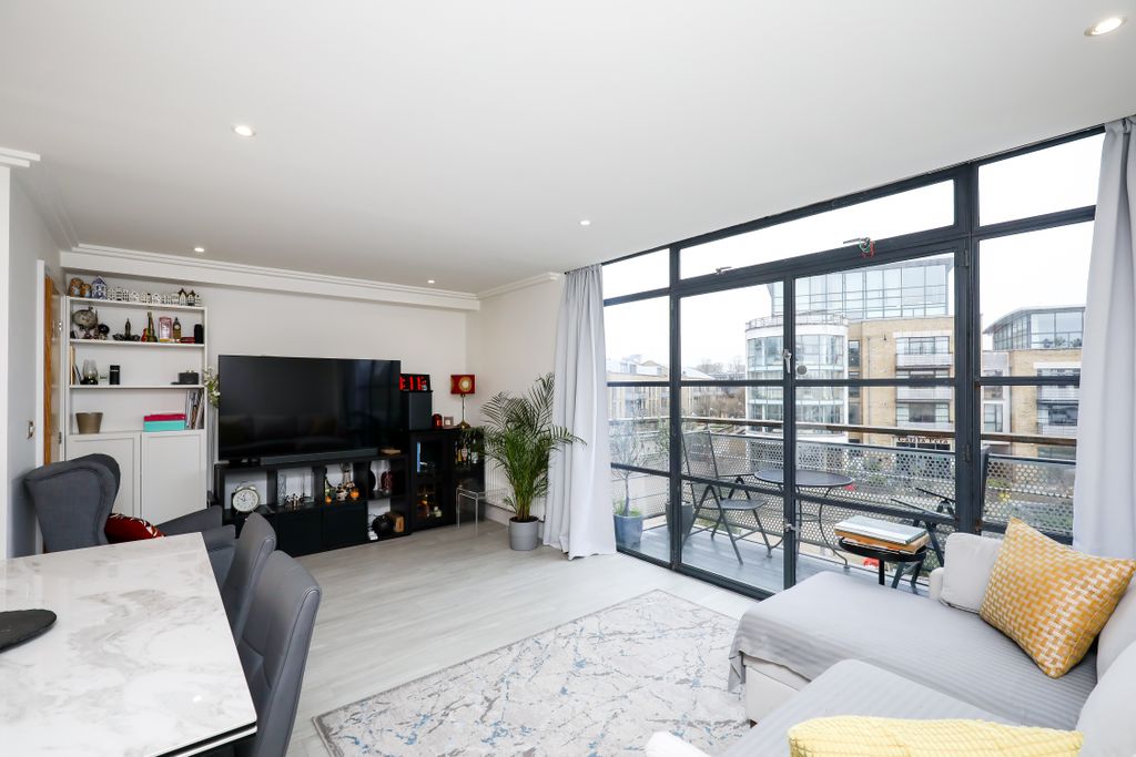 Property photo 2 of 11 5A1A3150