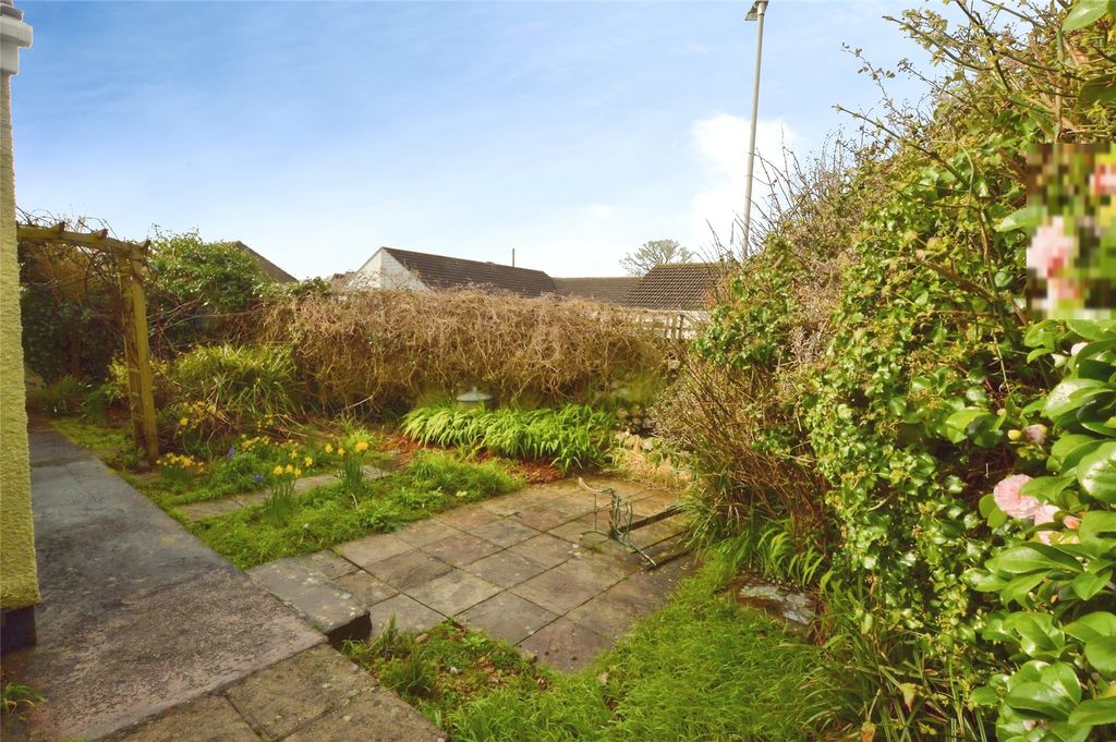 Property photo 2 of 12 2 - Picture No. 04