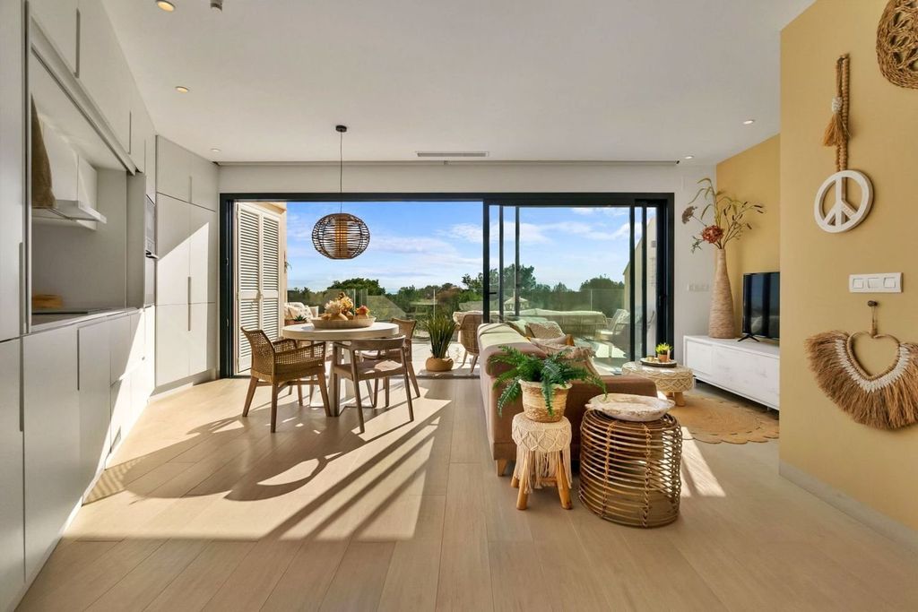 Property photo 1 of 34