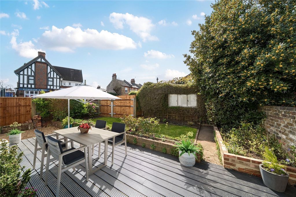 Property photo 1 of 25 Picture No. 23