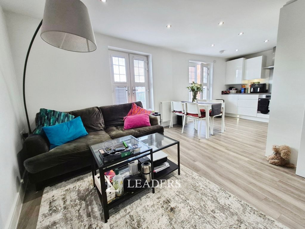 Property photo 2 of 9 Pbox-Img.Jpg