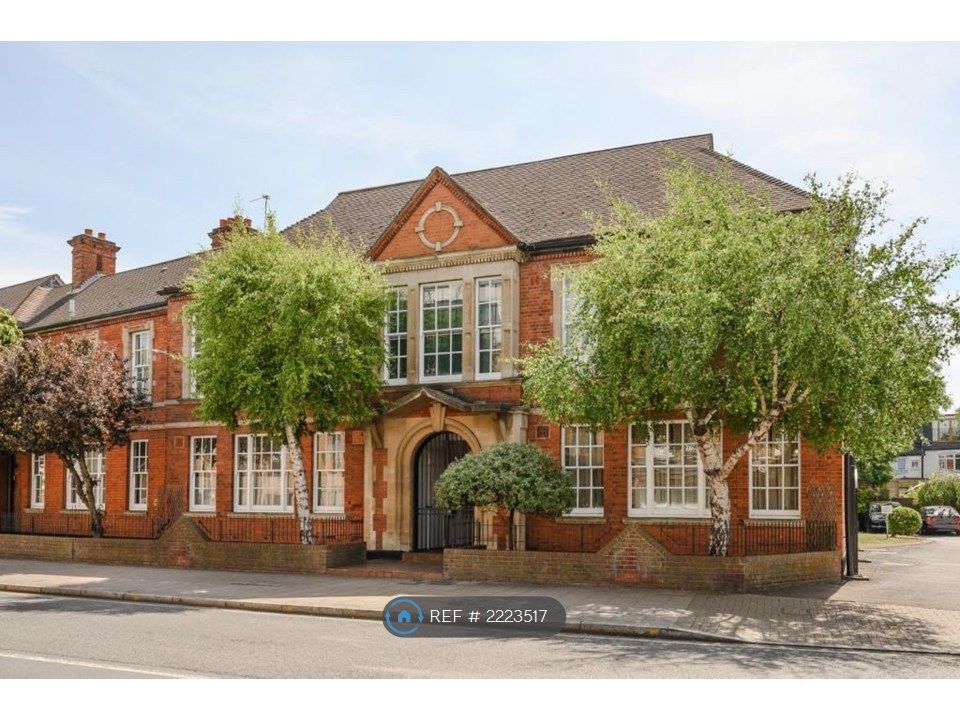 Property photo 2 of 11