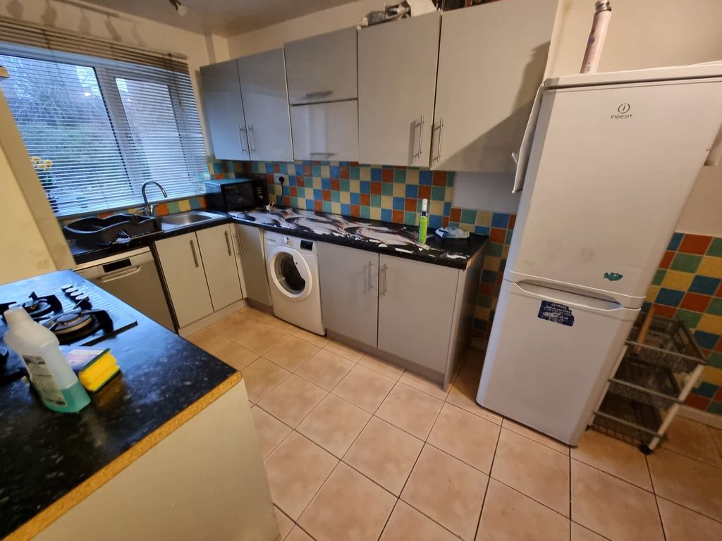 Property photo 3 of 11 Photograph 3