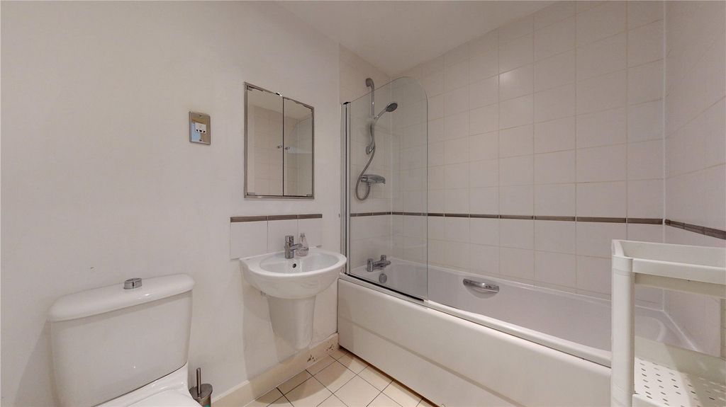 Property photo 3 of 3