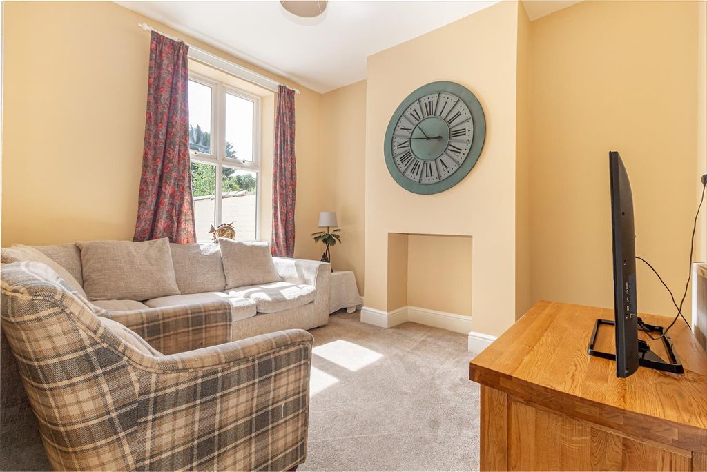 Property photo 3 of 18 Sitting Room-2.Jpg