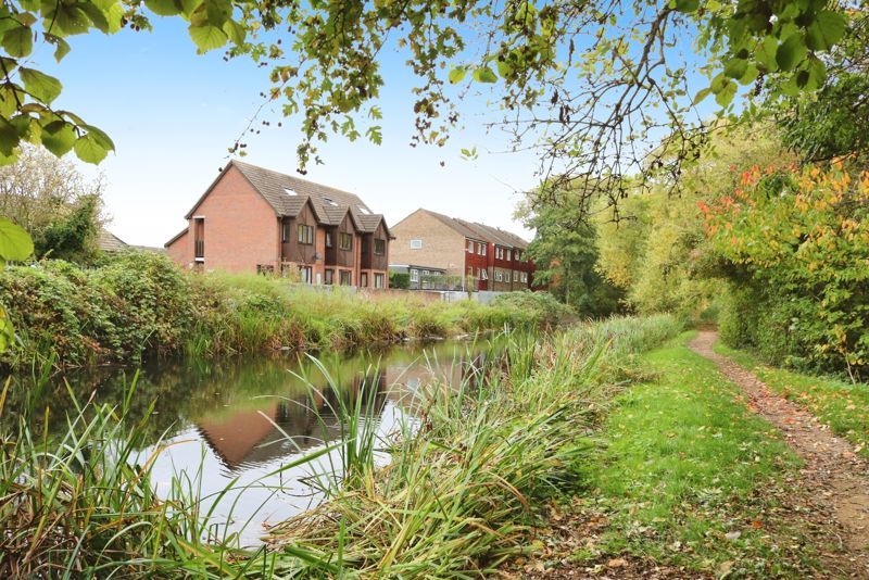 Property photo 2 of 20 Photo 17