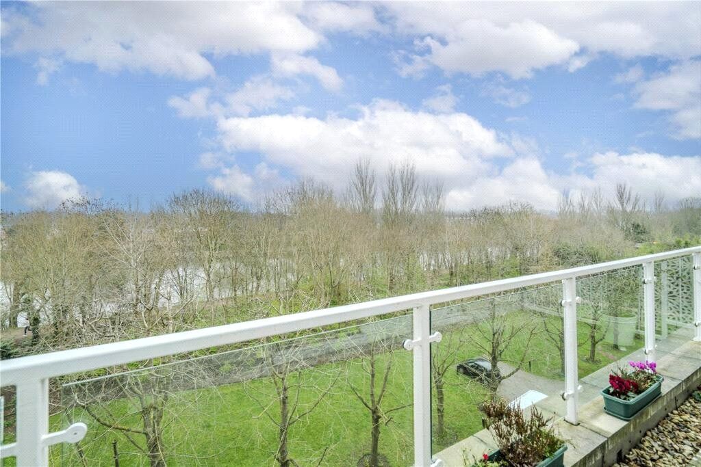 Property photo 2 of 12 Picture No. 08